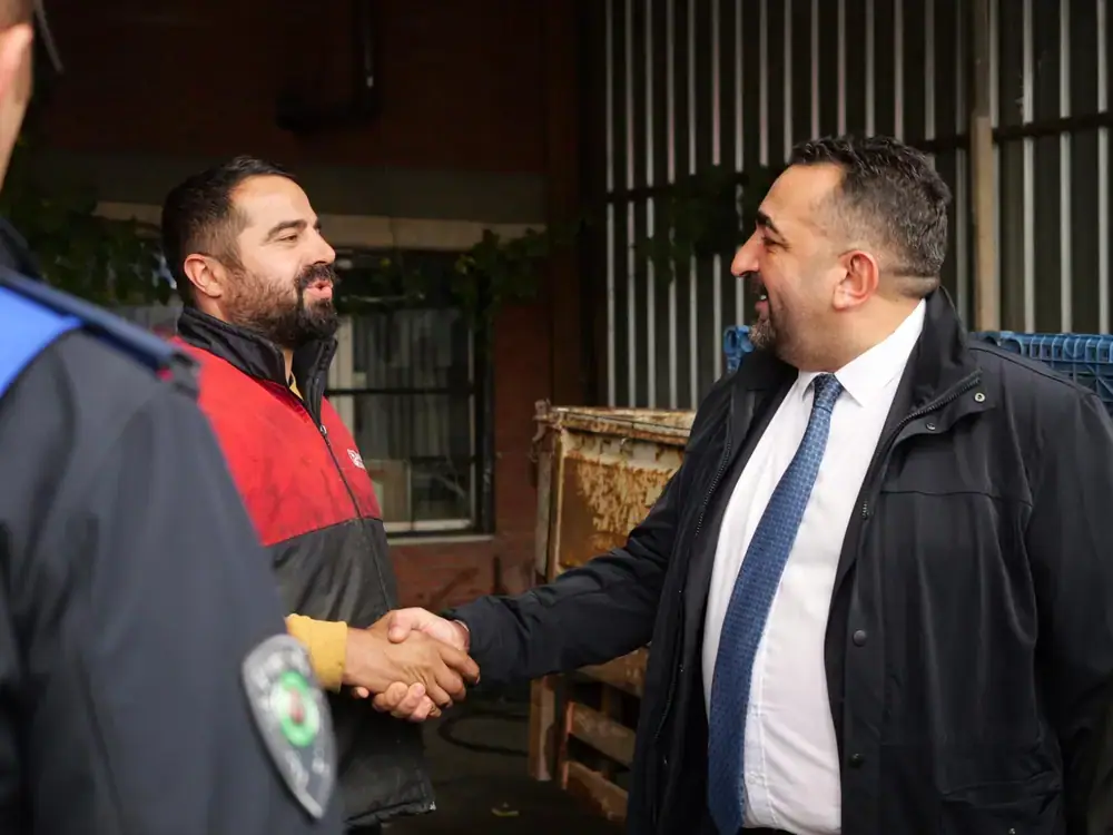 Başkan Yardımcısı Özgüven'den Şaşmaz'da Esnaf Ziyareti 1