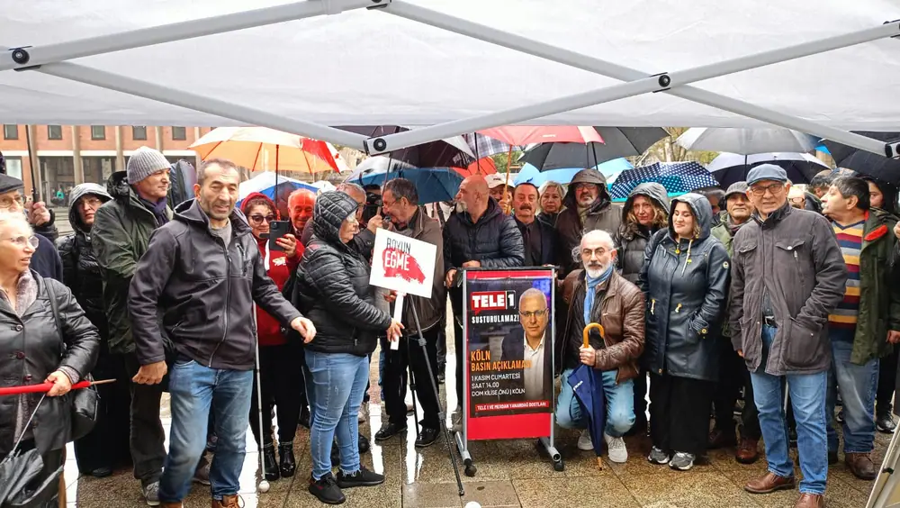 Köln'de Tele1 ve Merdan Yanardağ'a Destek Eylemi 2 Köln'de Tele1 ve Merdan Yanardağ'a Destek Eylemi 2