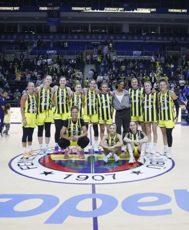 Fenerbahçe Opet, Valencia Basket'i 71-49 Yendi! Liderliği Garantiledi 14 fenerbahçe opet 4