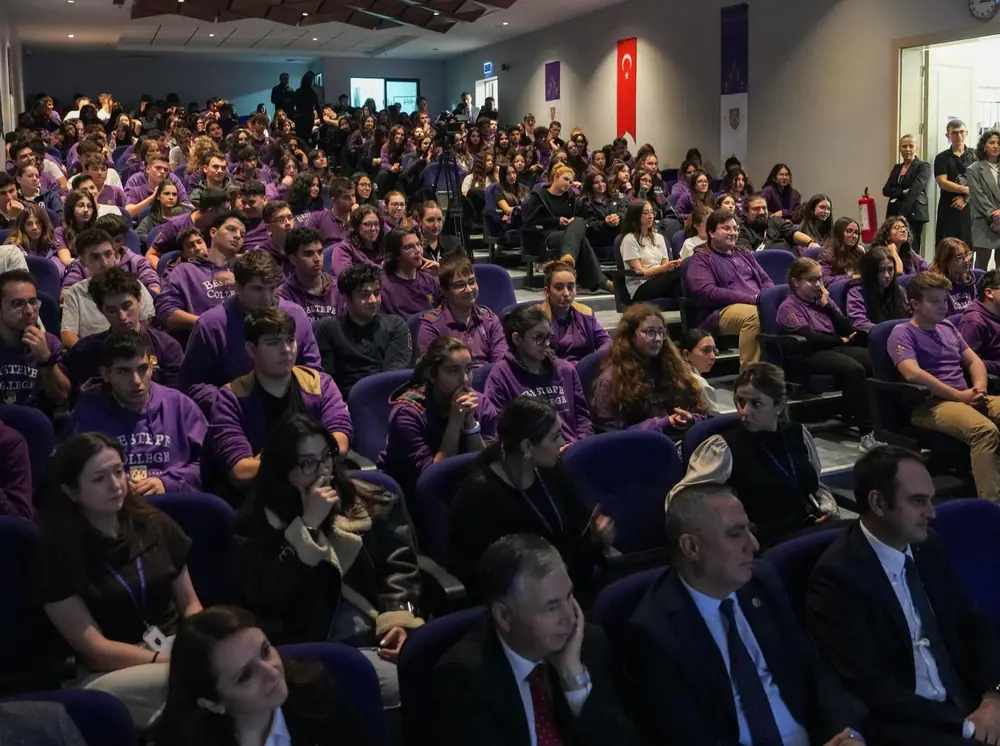 Beşikcioğlu, Beştepe Koleji Öğrencilerle Buluştu 1