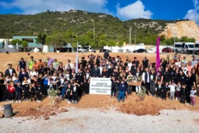 bodrum_belediyesi_belediyeden_fidan_dikimi_etkinlikleri (17)