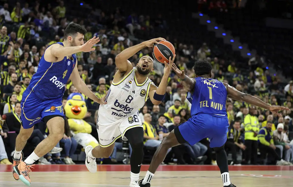 Fenerbahçe Beko, Maccabi'yi 84-75 Yendi 3 Fenerbahçe Beko, Maccabi'yi 84-75 Yendi 3