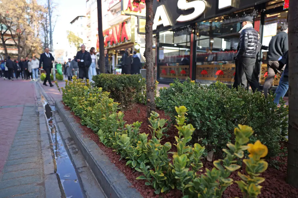 Kızılay'da Cadde ve Sokaklar Yenileniyor 1