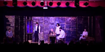 Osmangazi'de 'Duvarların Ötesi' Sahnelendi 11 'Duvarların Ötesi' Tiyatro (2)