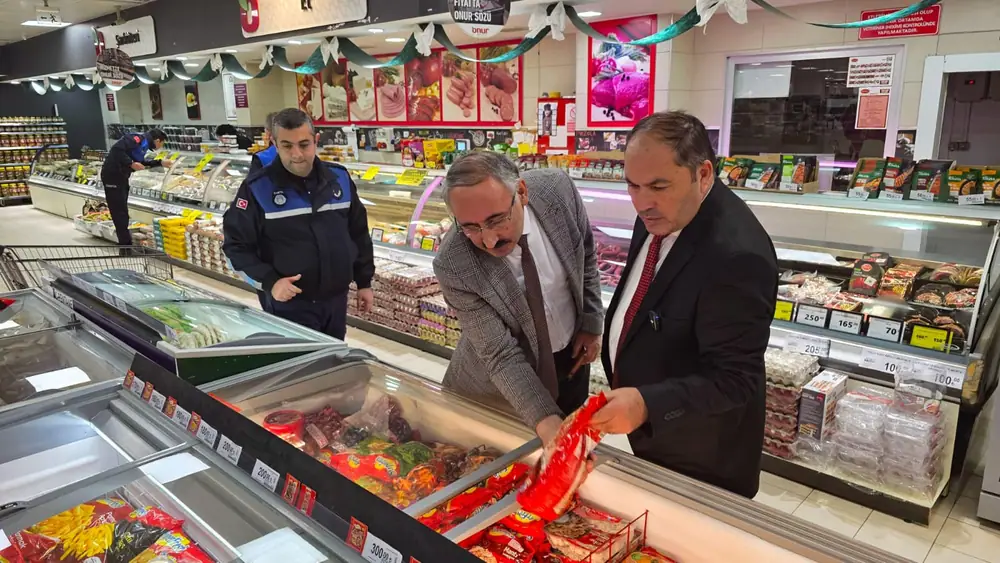 Gemlik'te Zincir Marketlere Denetim 1 Gemlik'te Zincir Marketlere Denetim 1
