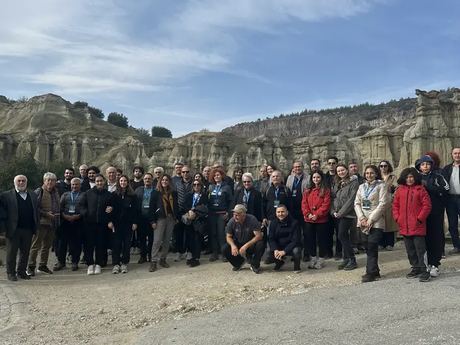 Kula-Salihli'de 4. Ulusal Jeopark Forumu Gerçekleştirildi 2 Kula-Salihli'de 4. Ulusal Jeopark Forumu Gerçekleştirildi 2