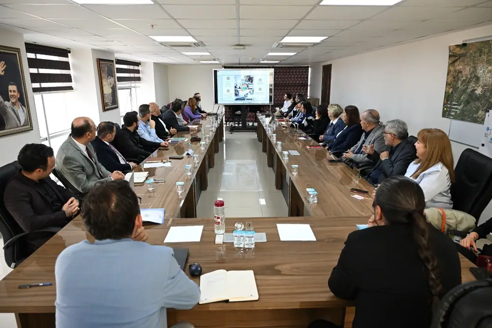 Manisa Büyükşehir'de Sivil Katılım Stratejisi Toplantısı Yapıldı 1 Manisa Büyükşehir'de Sivil Katılım Stratejisi Toplantısı Yapıldı 1