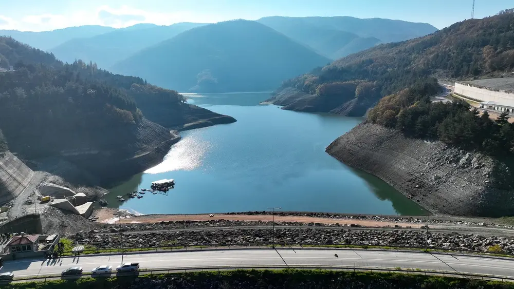 Bursa Uludağ'da Alarm! Son 52 Yılın En Düşük Seviyesinde 1 Bursa Uludağ'da Alarm! Son 52 Yılın En Düşük Seviyesinde 1