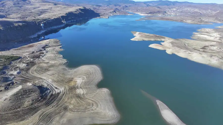 ASKİ'den Kuraklık Önlemi: Ölü Hacimdeki Su Pompalanıyor 2