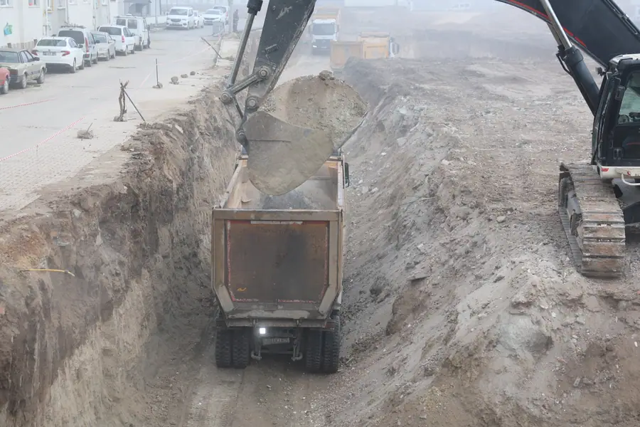 Gündoğdu 2. Etap B Projesi'nde Temel Kazısı Başladı 1