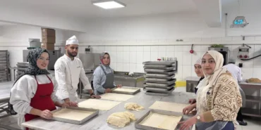 Pursaklar Pastacılık Kursiyerleri Uygulamalı Eğitim Aldı 3 2