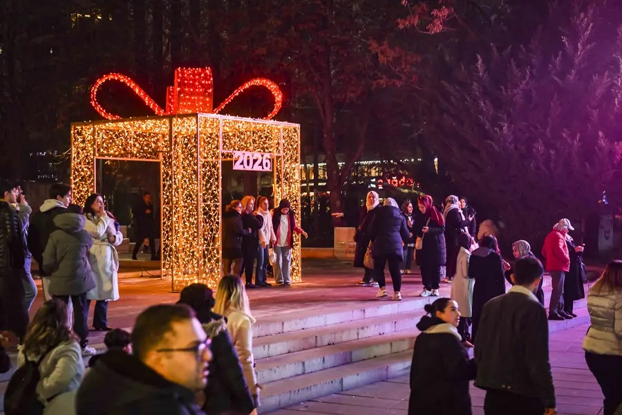 Ankara 2026'yı Işıl Işıl Karşılıyor 1