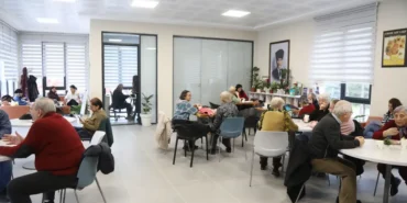 Çiğdem Emekli Kampüsü'nde İşitme Sağlığı Semineri Yapıldı 5 2025_12_25_Sosyal Yardım_Çiğdem Emekli Kampüsü_İşitme Testi (4)