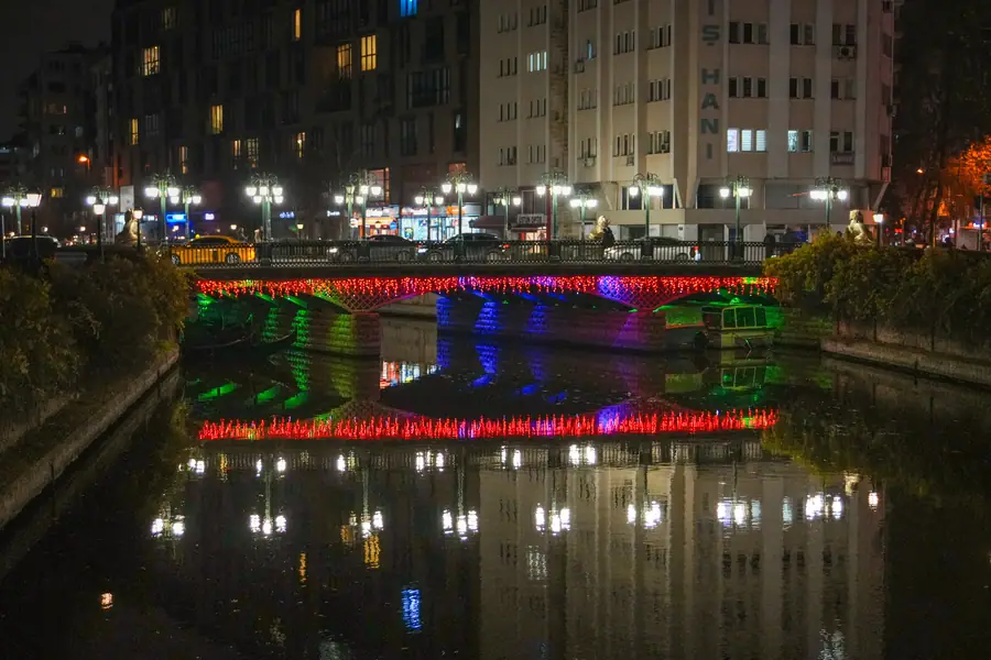 Eskişehir 2026'yı Işıl Işıl Geçirdi 1