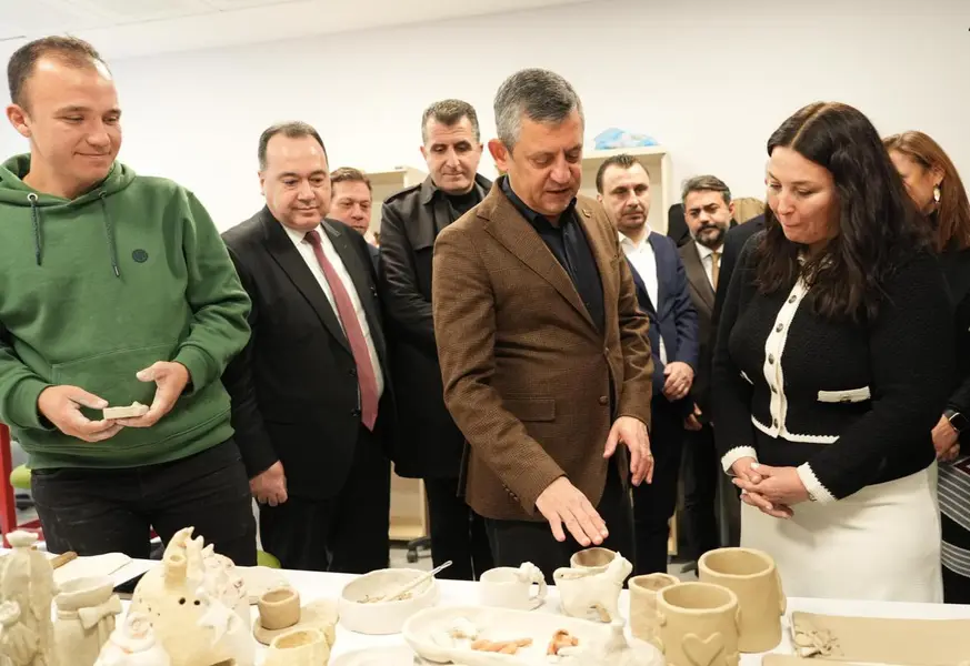 Saruhanlı'da Sosyal Belediyecilik Tesisleri Törenle Açıldı 1