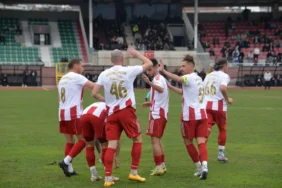 SAHADA ZAFER, GOLLERDE VEFA (2)