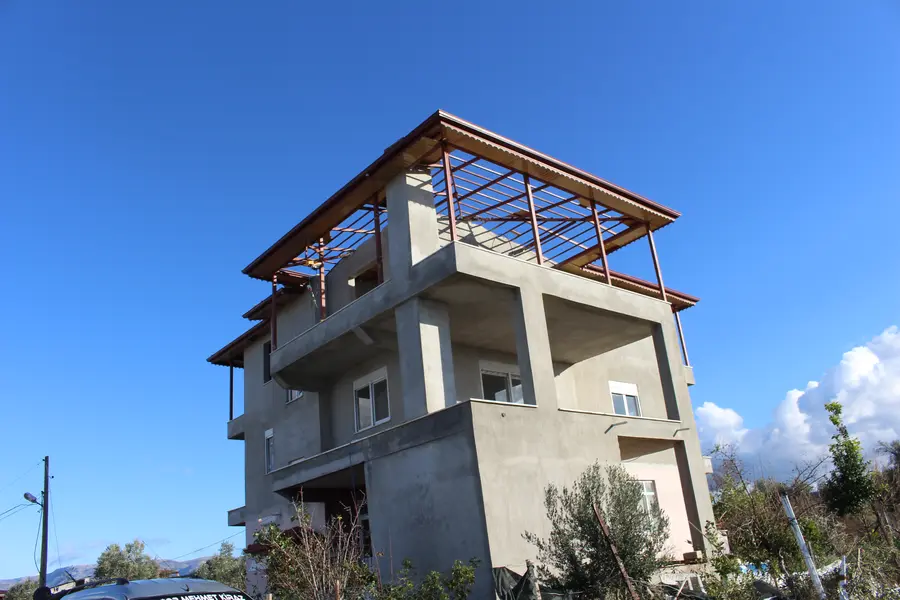 Antalya Büyükşehir'den Hortum Bölgesinde Hasar Tespiti 1 Antalya Büyükşehir'den Hortum Bölgesinde Hasar Tespiti 1