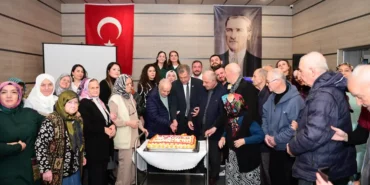 Osmangazi'de Alzheimer Gündüz Bakım Evi Üçüncü Yılını Kutladı 7 ALBAM 3. Yıl Kutlaması (1)