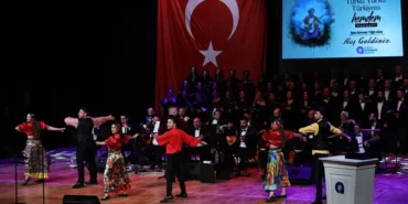 Antalya'da Türk Halk Müziği Konseri Düzenlendi 7 “Türkü Türkü Türkiyem Hemdem” konseri beğeni topladı (1)