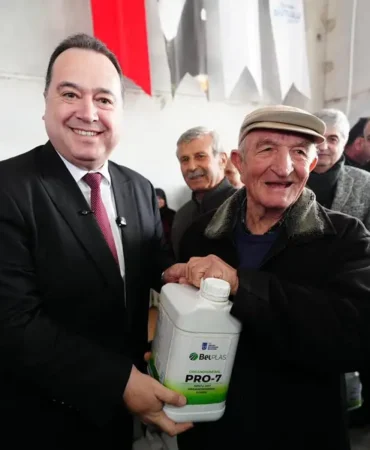 Manisa'da Don Zararından Etkilenen Üreticilere Gübre ve Aminoasit Desteği 16 Don-Zararina-Karsi-Buyuksehirden-Ureticiye-Tam-Destek-3