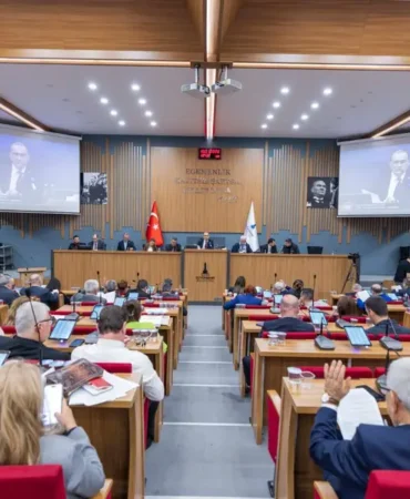 izmir büyükşehir meclis