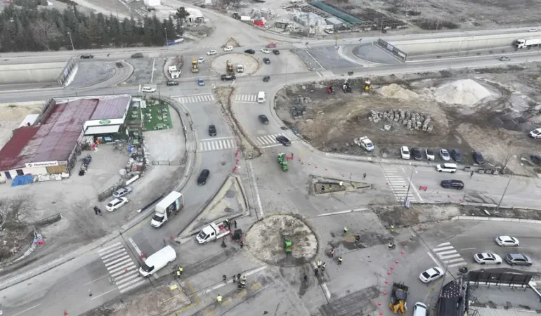 ABB'den Yaşamkent Kavşağı'nda Trafik Akışını Rahatlatacak Düzenleme 6 yaşamkent kavşak (1)