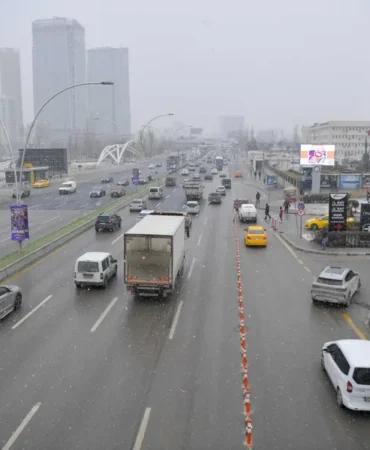ABB'den ANKAmall Önünde Trafik Düzenlemesi 5 ankamall avm trafik (1)