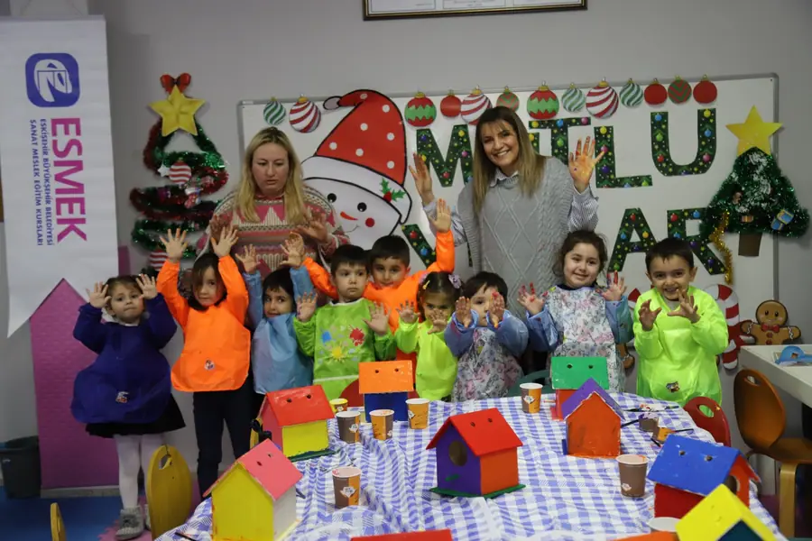ESMEK Öğrencileri Kartalkaya'da Hayatını Kaybedenleri Andı 1 ESMEK Öğrencileri Kartalkaya'da Hayatını Kaybedenleri Andı 1