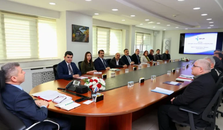 Artvin’de İŞKUR’dan 1890 kişi işe yerleştirildi 6 Haber Görseli