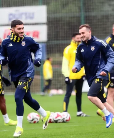 Fenerbahçe'nin Nottingham Forest İlk 11'i Belli Oldu 14 fenerbahçe kocaelispor 2