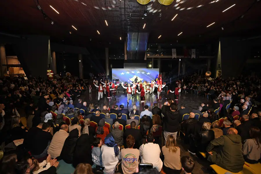 Kosova'nın Bağımsızlık Yıl Dönümü Osmangazi'de Kutlandı 1 Kosova'nın Bağımsızlık Yıl Dönümü Osmangazi'de Kutlandı 1