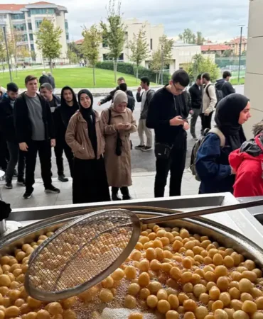 Hayır Lokması Nasıl Dağıtılır? İstanbul Lokma Döktürme ve Fiyat Rehberi 2 hayir-lokmasi-fiyatlari-4