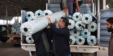 Büyükşehir’den hortum ve yağıştan zarar gören çiftçiye sera naylonu desteği (2)