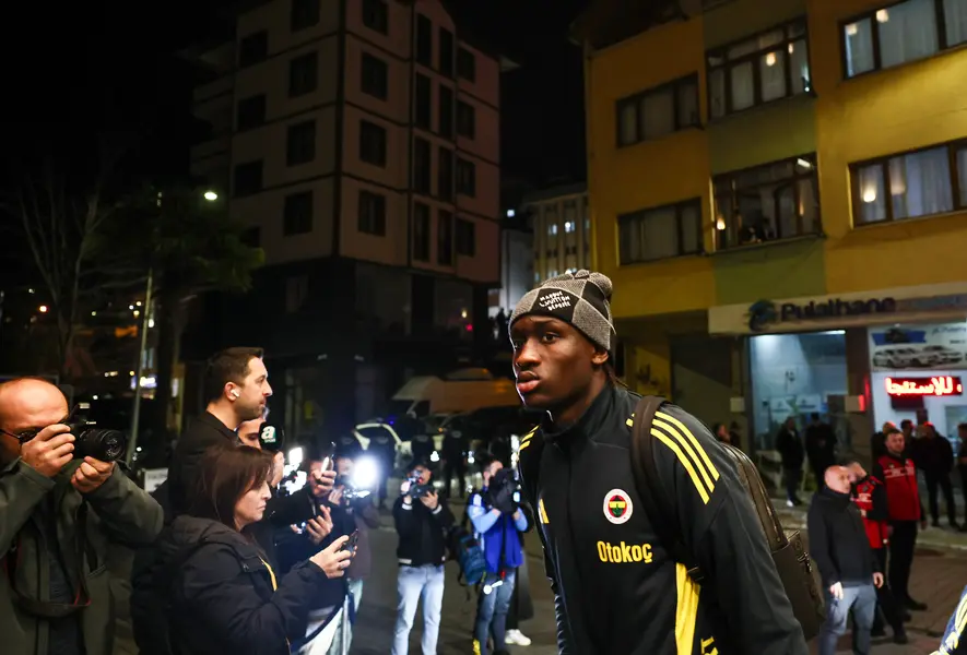 Fenerbahçe Trabzon'da! İşte Kadroda Yer Alan İsimler 1