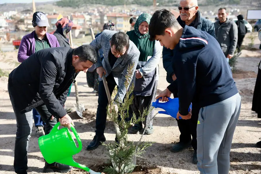 Nevşehir'de Hatıra Ormanı… Binlerce Fidan Dikildi 1 Nevşehir'de Hatıra Ormanı… Binlerce Fidan Dikildi 1