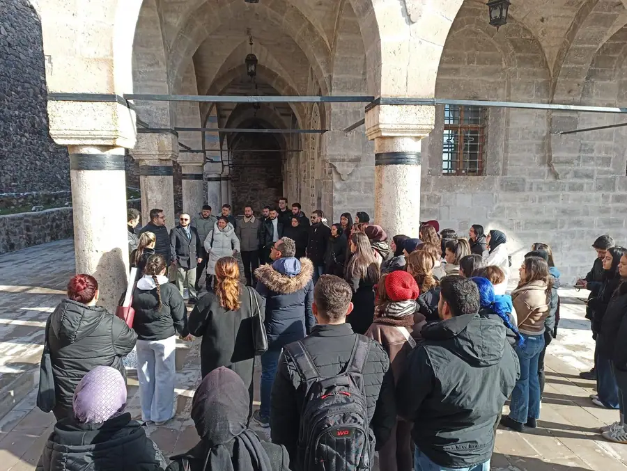 Kayaşehir Peyzajı Üniversite Öğrencilerinin Bitirme Projesi Olacak 1 Kayaşehir Peyzajı Üniversite Öğrencilerinin Bitirme Projesi Olacak 1