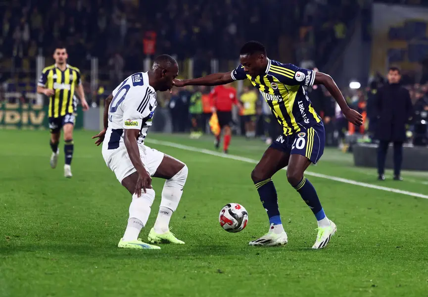Fenerbahçe Evinde Kasımpaşa'ya Takıldı: 1-1 1 Fenerbahçe Evinde Kasımpaşa'ya Takıldı: 1-1 1