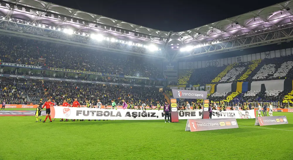 Fenerbahçe Evinde Kasımpaşa'ya Takıldı: 1-1 3 Fenerbahçe Evinde Kasımpaşa'ya Takıldı: 1-1 3