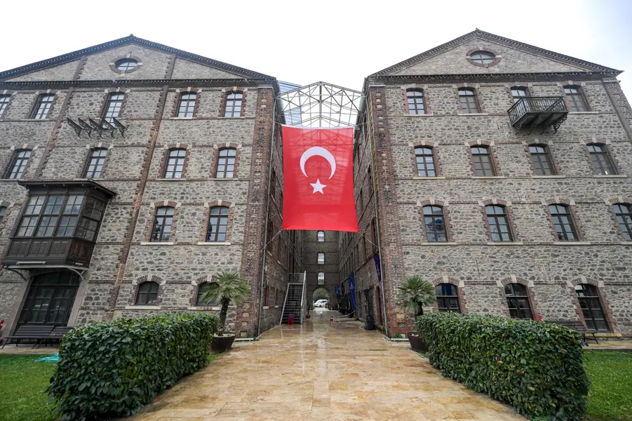 Tugay: "Binaları Boşaltmayı Kesinlikle Kabul Etmiyoruz" 1 Tugay: "Binaları Boşaltmayı Kesinlikle Kabul Etmiyoruz" 1