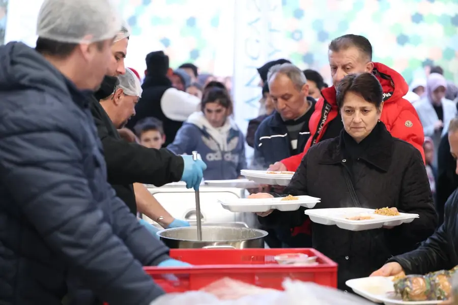 Osmangazi'de Ramazan İftarları 8 Noktada Sürüyor 1