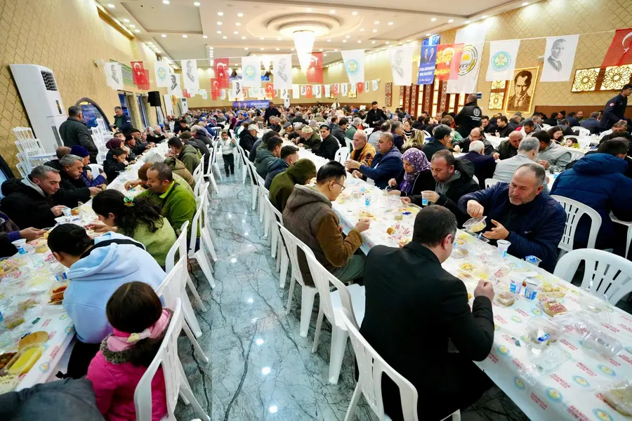 Manisa Büyükşehir Köprübaşı'nda İftar Sofrası Kurdu 1 Manisa Büyükşehir Köprübaşı'nda İftar Sofrası Kurdu 1
