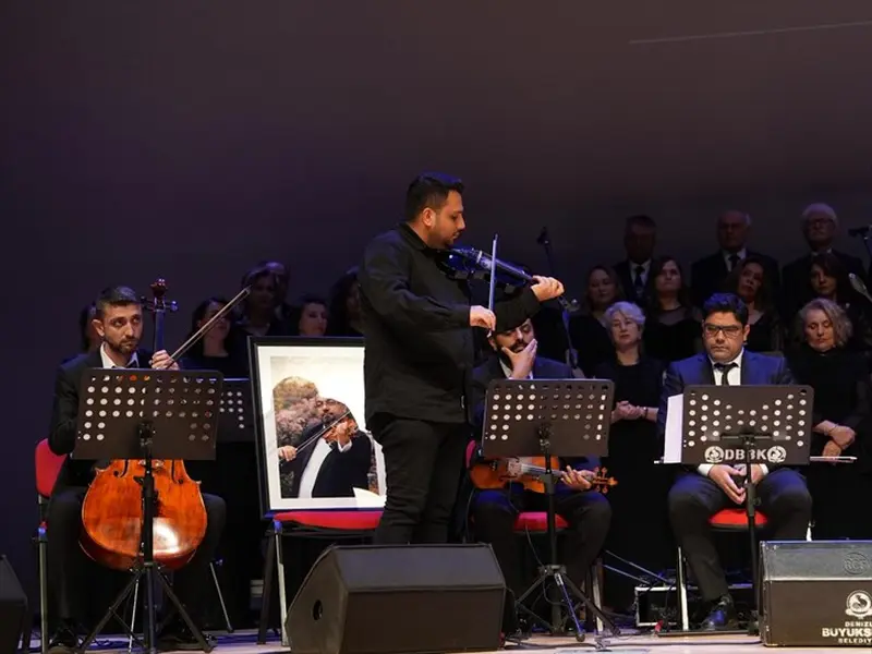 Denizli'de Vefat Eden Keman Sanatçısı Dikici Konserle Anıldı 1