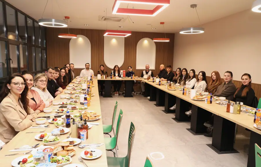 Üniversite Öğrencileri Fabrikayı Gezdi, Üretimden İhracata Süreci Yerinde İnceledi 1