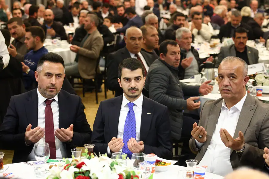 Çankaya Belediye Başkanı Güner, Ulaşım Esnafı İle İftarda Buluştu 1 Çankaya Belediye Başkanı Güner, Ulaşım Esnafı İle İftarda Buluştu 1