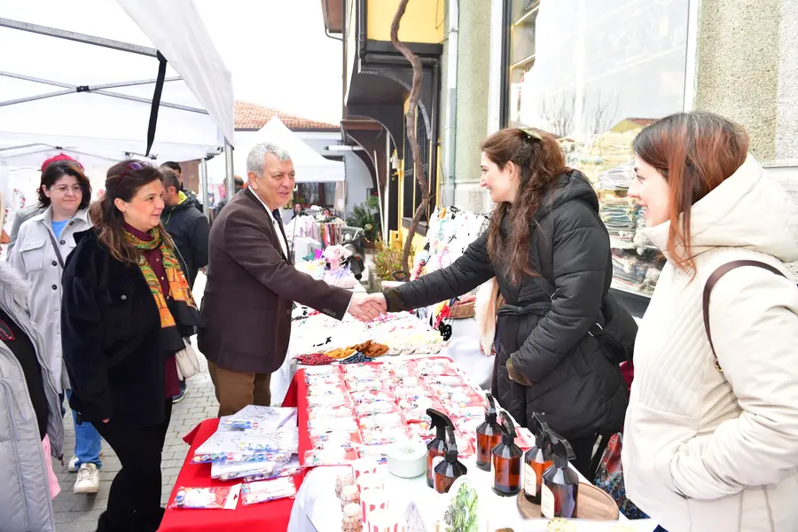 Osmangazi'de Kadın Girişimciler Bayram Sokağı Kurdu 1
