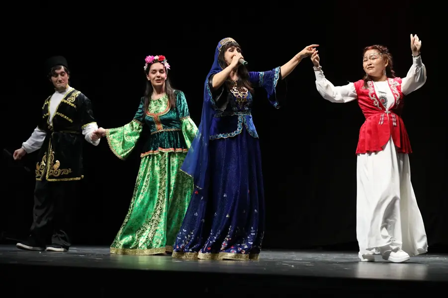 Bursa'da Nevruz Coşkusu Yaşandı 1 Bursa'da Nevruz Coşkusu Yaşandı 1