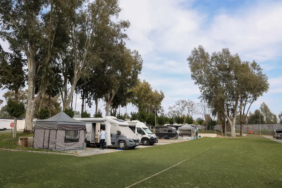 Antalya'daki Karavan Park Bayram Tatilinde Doldu Taştı 2