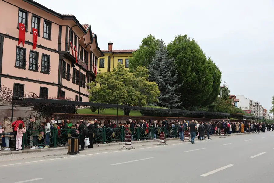 Eskişehir Müzelerine Bayramda 28 Bin Ziyaretçi 1 Eskişehir Müzelerine Bayramda 28 Bin Ziyaretçi 1