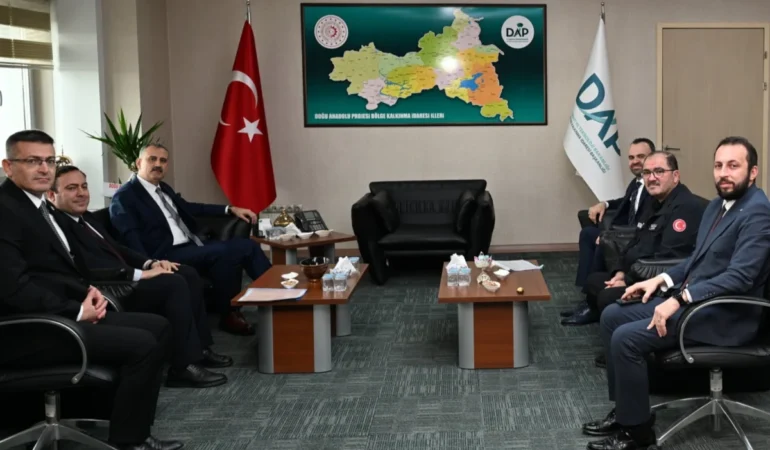 Vali Bozkurt’tan Erzurum Valiliği ve DAP’a Ziyaret 1 Haber Görseli