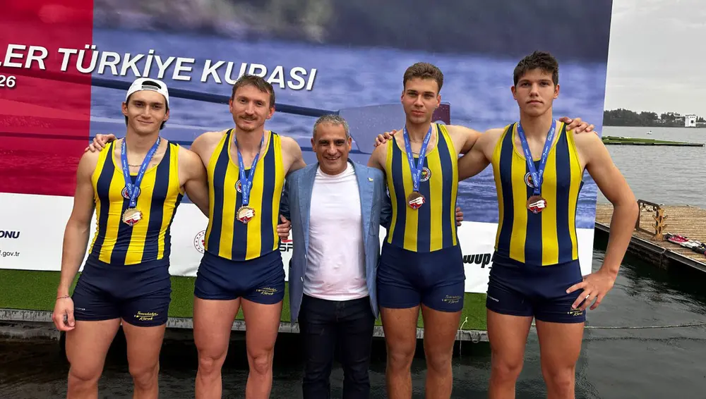 Fenerbahçe'den Tarihi Fark! Hem Erkeklerde, Hem Kadınlarda Şampiyon 2 Fenerbahçe'den Tarihi Fark! Hem Erkeklerde, Hem Kadınlarda Şampiyon 2